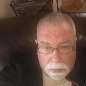 Meet your Posher, Lewis